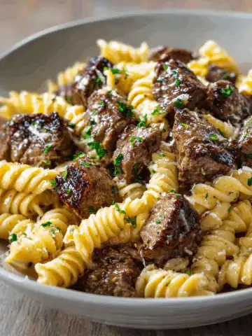 Garlic Butter Steak Bites with Creamy Parmesan Pasta