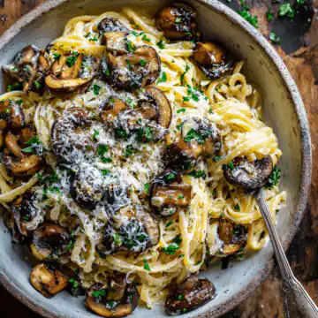 Garlic Mushroom Pasta