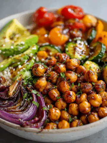 Roasted Chickpea and Veggie Bowl