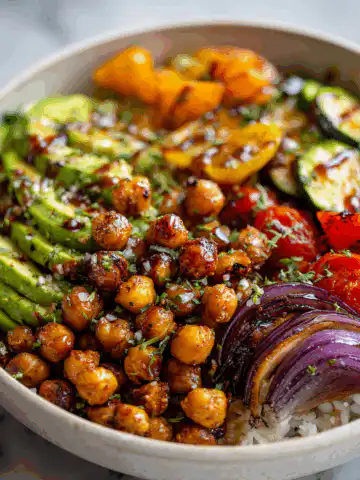 Roasted Chickpea and Veggie Bowl