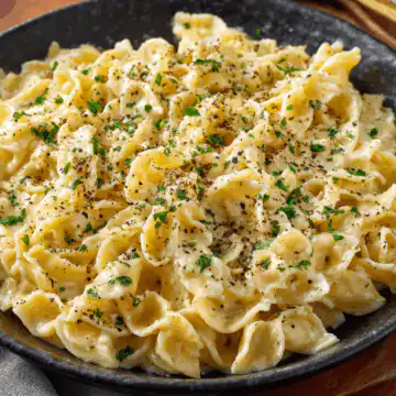creamy garlic pasta
