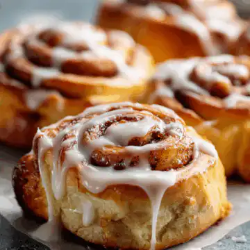 easter cinnamon rolls